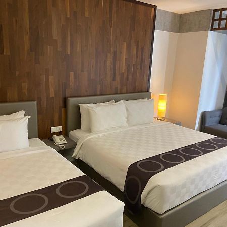Frame Hotel Джордж Таун Екстериор снимка