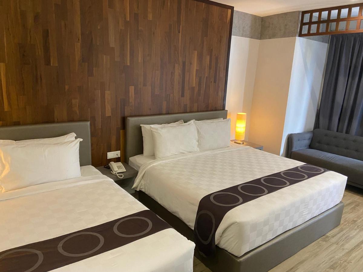 Frame Hotel Джордж Таун Екстериор снимка