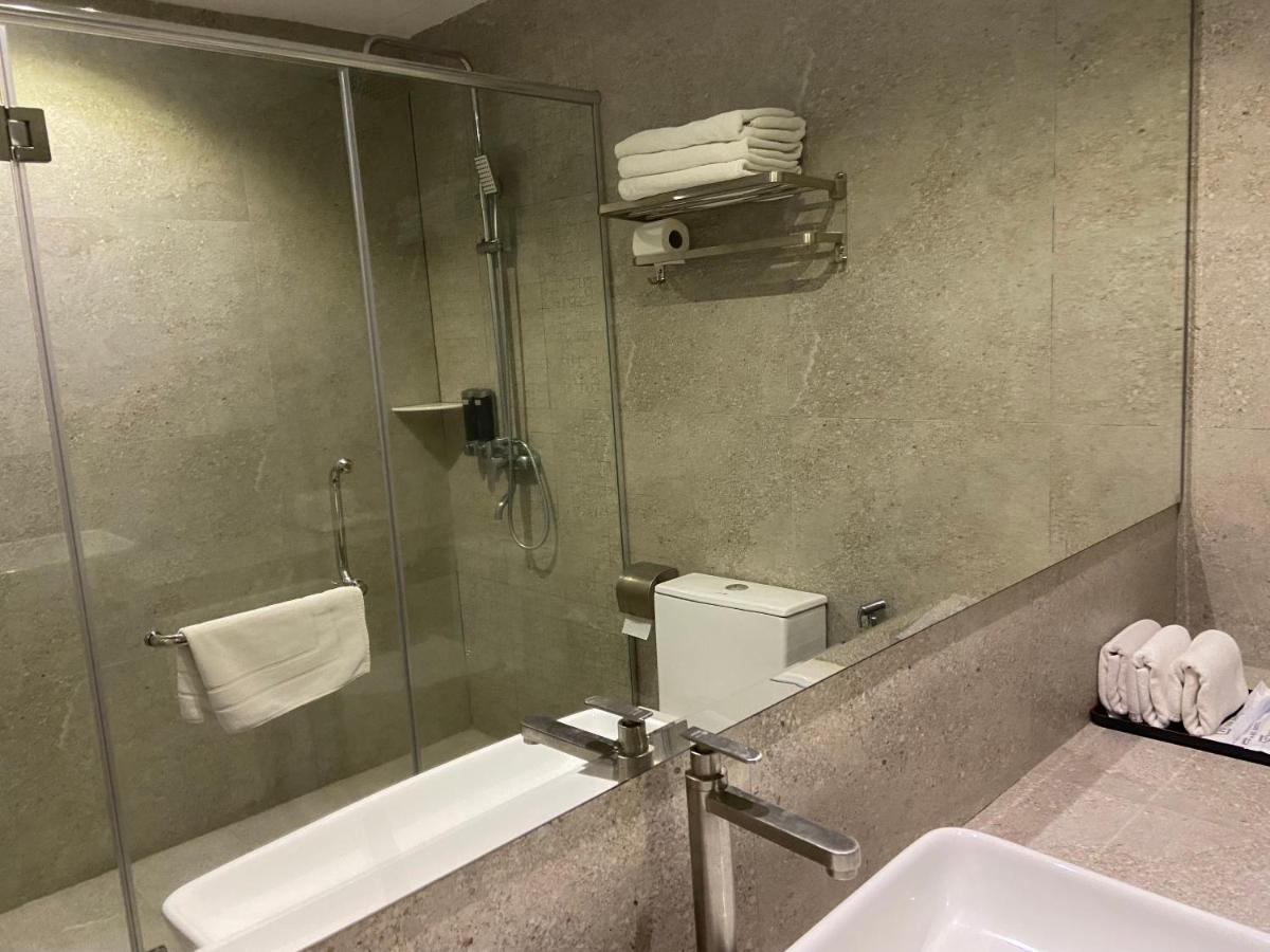 Frame Hotel Джордж Таун Екстериор снимка