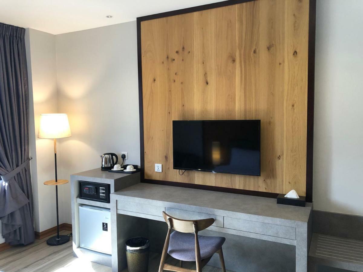 Frame Hotel Джордж Таун Екстериор снимка