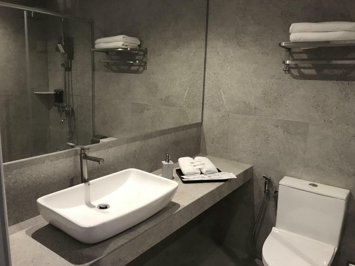 Frame Hotel Джордж Таун Екстериор снимка